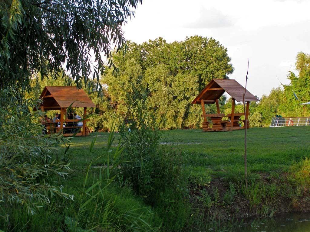 Holiday Park Dunay Kyslytsya Εξωτερικό φωτογραφία