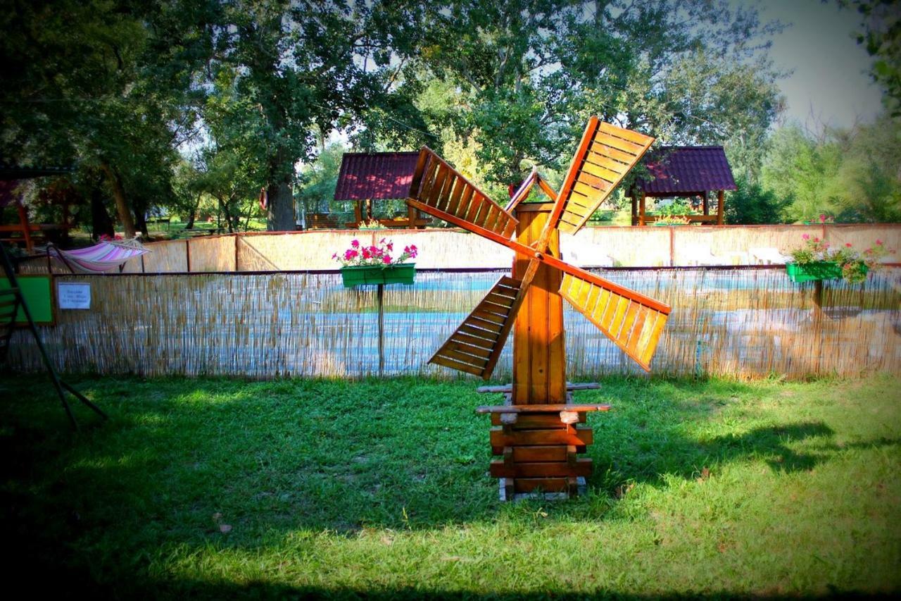 Holiday Park Dunay Kyslytsya Εξωτερικό φωτογραφία